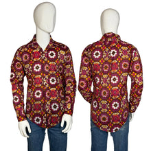 Load image into Gallery viewer, Two views of a mannequin wearing a patterned shirt with a geometric design.