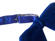 Load image into Gallery viewer, 1970’s Crushed Velvet Deep Blue Adjustable Bow Tie