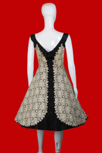 Load image into Gallery viewer, 1950s Black Taffeta & Lace Party Dress – Size S