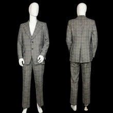 Load image into Gallery viewer, 1960's Two Piece Jacques Paris for Barney’s Suit Size 40