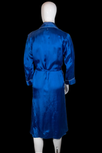 Load image into Gallery viewer, 1940s Blue Satin Robe – Size M/L