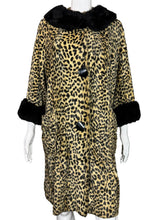 Load image into Gallery viewer, 1960's Faux Leopard Coat - Size M/L