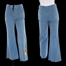 Load image into Gallery viewer, 1970s Denim Flared Jeans – Starfish & Coral Embroidery – Size 24