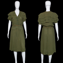Load image into Gallery viewer, 1940's Green & Chartreuse Capelet Day Dress - Size M
