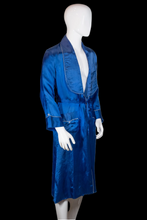 Load image into Gallery viewer, 1940s Blue Satin Robe – Size M/L