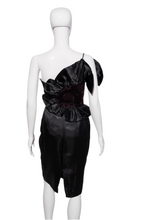 Load image into Gallery viewer, 1980's Sexy Black Gunne Sax Cocktail  Dress - Size XS