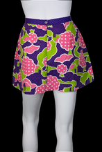 Load image into Gallery viewer, 1970s Peter Max Style Print Mini Skort – Size M