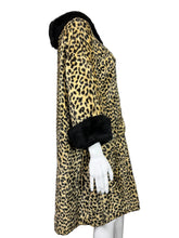 Load image into Gallery viewer, 1960's Faux Leopard Coat - Size M/L