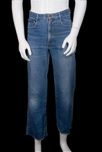 Load image into Gallery viewer, 1970s Brittania Straight Leg Jeans – Size 30"
