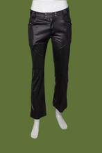 Load image into Gallery viewer, 1970s Black Pearl Snap Western Pants – Size 32"