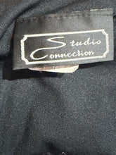 Load image into Gallery viewer, Manufacturing tag