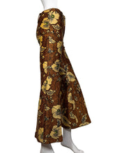 Load image into Gallery viewer, 1970's Brown and Yellow Floral Flared Pants - Size 28 S/XS