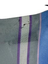 Load image into Gallery viewer, Black marks on the back of the right shoulder