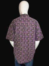 Load image into Gallery viewer, 1980's Purple Geometric Cotton Button Up Size L