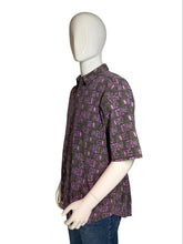 Load image into Gallery viewer, 1980's Purple Geometric Cotton Button Up Size L