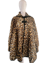 Load image into Gallery viewer, 1960's Faux Leopard Cape Size OS