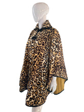 Load image into Gallery viewer, 1960's Faux Leopard Cape Size OS