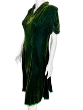 Load image into Gallery viewer, 1930's Emerald Green Velvet Dress Size M