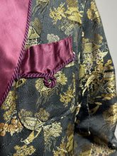 Load image into Gallery viewer, 1950's Japanese Silk Brocade Smoking Jacket - Size L