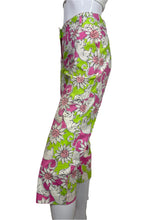 Load image into Gallery viewer, Vintage Y2K Lilly Pulitzer Lion Print Capri pants Size 8P