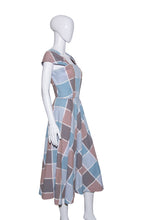 Load image into Gallery viewer, 1940's Plaid Cotton Summer Day Dress - Size S/M