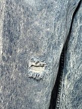 Load image into Gallery viewer, 1990's Brittania Acid Wash Jeans Size 37 x 32