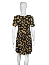 Load image into Gallery viewer, 1990's Sunflower Baby Doll Dress Size M