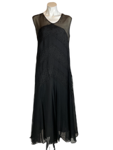 Load image into Gallery viewer, 1920'S Black lace and Chiffon Flapper Dress Size M
