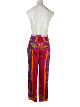 Load image into Gallery viewer, 1990’s Rare Versace Pope Print Jeans Size S/M