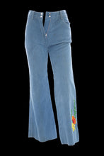 Load image into Gallery viewer, 1970s Denim Flared Jeans – Starfish & Coral Embroidery – Size 24