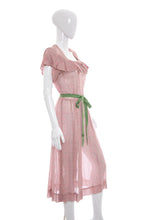 Load image into Gallery viewer, 1930's Queen Make Pink Daisy Print Dress Size M/L