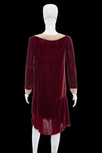 Load image into Gallery viewer, 1920s Red Velvet & Lace Detail Dress – Size S/M