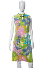 Load image into Gallery viewer, 1960&#39;s Maxan Multicolor Floral Print Knee-Length Sleeveless Tiki Dress Size M/L
