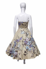 Load image into Gallery viewer, 1950's Beige, Purple and Blue All-Over Floral Print Full Skirt Strapless Party Dress Size XS