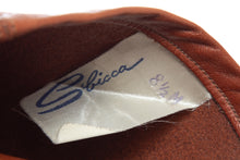 Load image into Gallery viewer, 1960's Slicca Saddle Brown Leather Lace up Boots Size 8.5