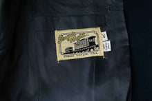 Load image into Gallery viewer, 1970's Angels Flight Navy Three-Piece Suit Set Size 40R/30
