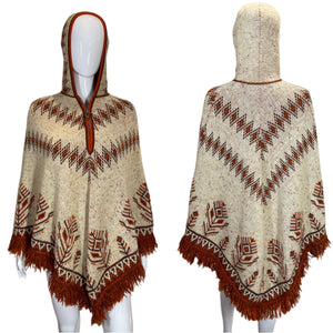 1970's Boho Knit Fringe Poncho One Size