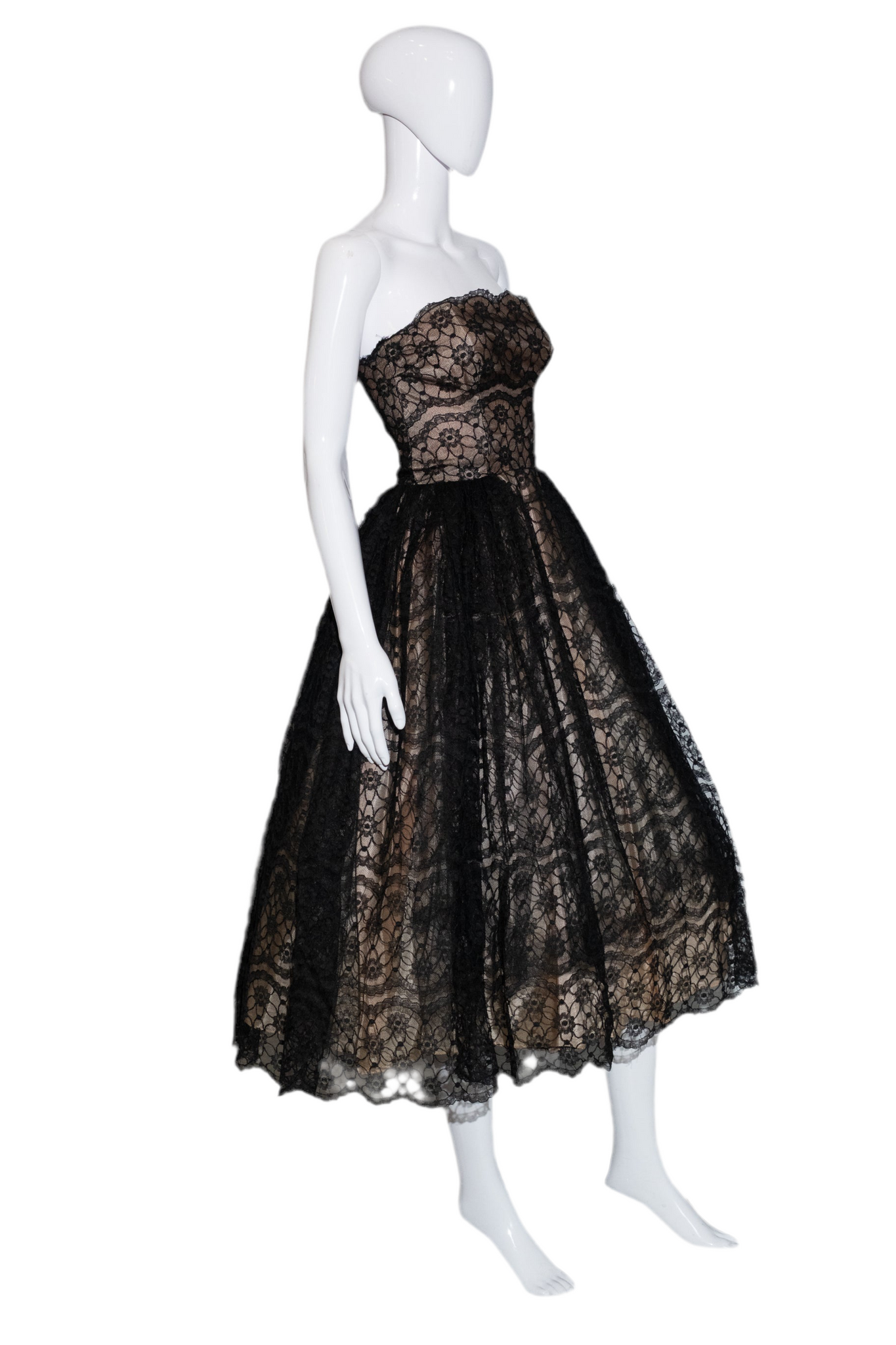 1950's Black Lace Strapless Cupcake Party Dress - Size XS Antique Sugar 1950's Black Lace Strapless Cupcake Party Dress - Size XS Antique Sugar