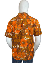 Load image into Gallery viewer, 1960&#39;s Orange and Brown Hibiscus Hawaiian Shirt - Size L
