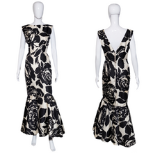 Load image into Gallery viewer, 1960&#39;s Black and White Rose Print Mermaid Gown Size M
