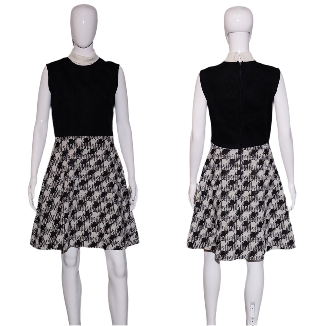 1960's Knit Houndstooth Sleeveless Day Dress Size S/M