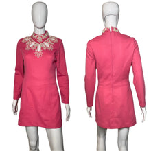 Load image into Gallery viewer, 1960&#39;s Pink and White Mod Lilli Diamond Mini Dress Size S
