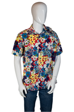 Load image into Gallery viewer, 1970&#39;s Bold Floral Men&#39;s Shirt Size L
