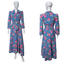 Load image into Gallery viewer, 1940&#39;s Saybury Dressing Gown Size S
