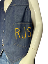 Load image into Gallery viewer, 1970&#39;s Needlepoint Buck Denim Vest - Size XL
