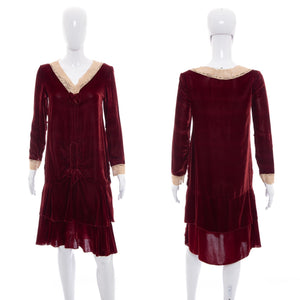 1920's Red Wine Velvet and Lace Detail Dress Size S/M Antique Sugar 1920's Red Wine Velvet and Lace Detail Dress Size S/M Antique Sugar