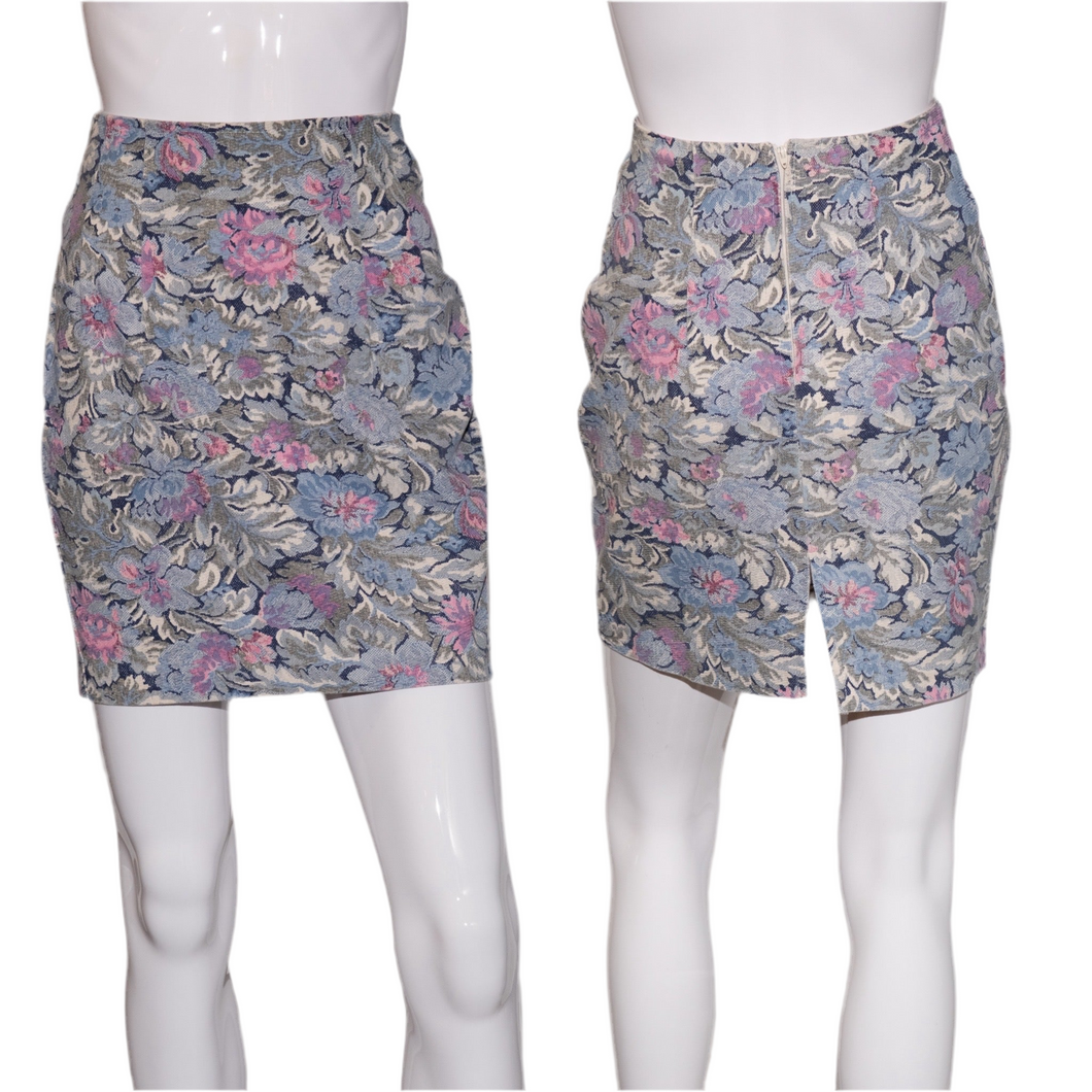 1980's Pink and Blue Floral Tapestry Mini Skirt Size S