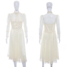 Load image into Gallery viewer, 1970&#39;s Gunne Sax White Lace Dress Size M/L
