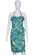 Load image into Gallery viewer, 1950&#39;s Hawaiian Sarong Dress and Jacket Set Size S
