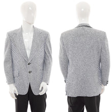 Load image into Gallery viewer, 1970&#39;s Hammonton Park Grey and White Suit Jacket Size M
